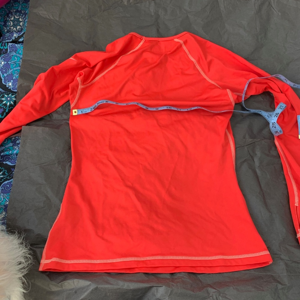 DONATED Nike Pro Dri-Fit Red Top - Picture 8 of 8